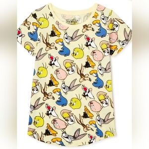 Looney Tunes All over Print T shirt Girls sz Medium (7/8)